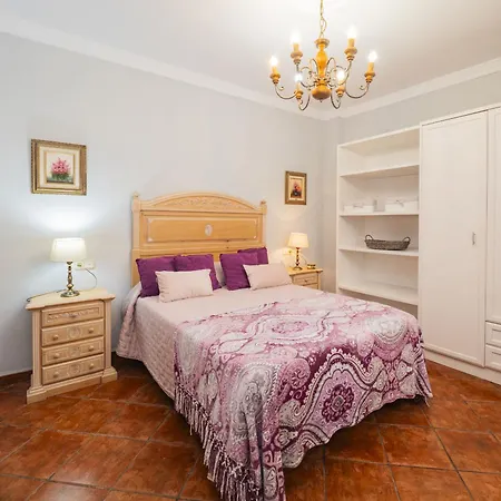 Cubo's Gongora A Apartment